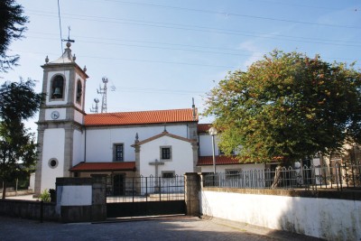 Igreja Paroquial de Santiago de Custóias